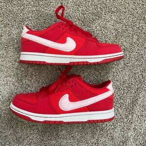 Nike dunk low Valentine’s Day